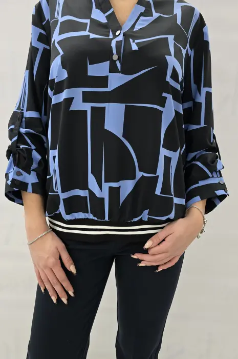 Дамска блуза в принт черно и синьо - 576 - Дамска блуза в принт черно и синьо - 576