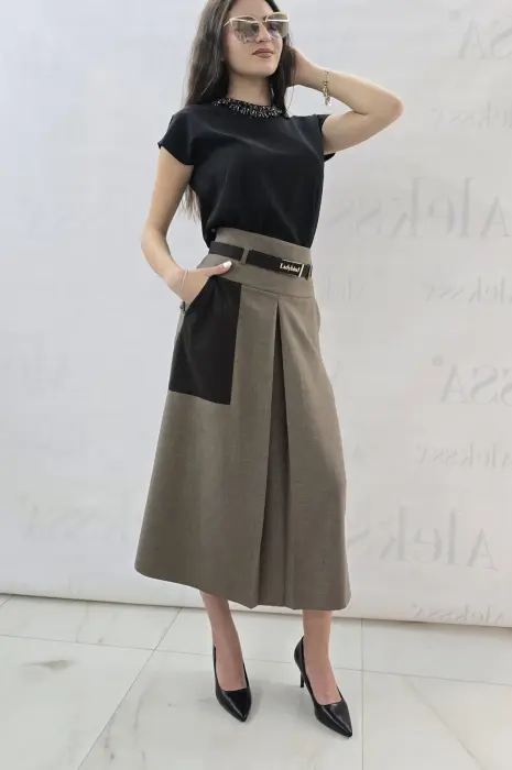 Черна риза с къс ръкав и камъни около врата - 519 - Черна риза с къс ръкав и камъни около врата - 519