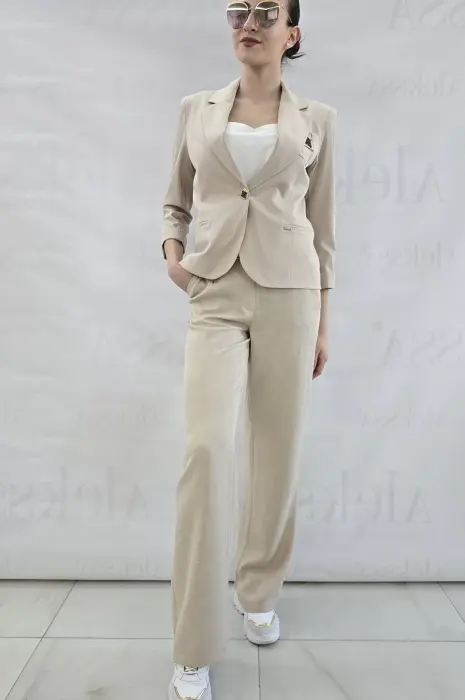Елегантно бежово сако - 858 - Елегантно бежово сако - 858